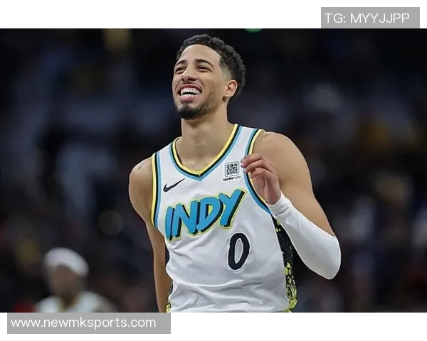 哈利伯顿强调控卫需具备比赛理解力与思考能力成为场上指挥官 哈利伯顿强调控卫需具备比赛理解力与思考能力成为场上指挥官