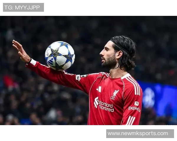 米兰国米罗马争抢维罗纳21岁前锋吉奥瓦尼引发关注