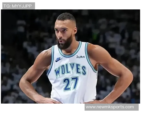 戈贝尔：团队合作是我争夺第五座最佳防守球员奖的关键心态